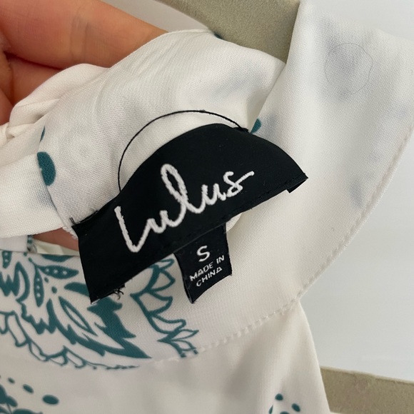 Lulu’s high neck shift dress | Size Small - Picture 3 of 4